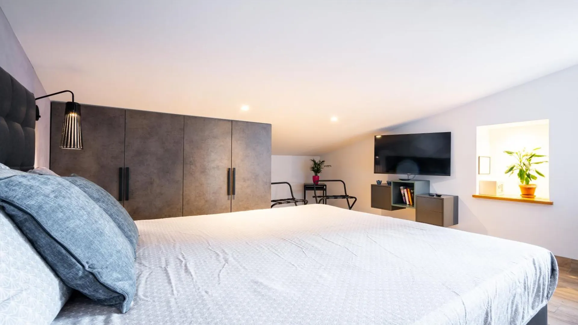 Unique City Center Apartments Gran Fenice With Free Garage Parking And Roof Terrace In One Of The Apartments  Риека