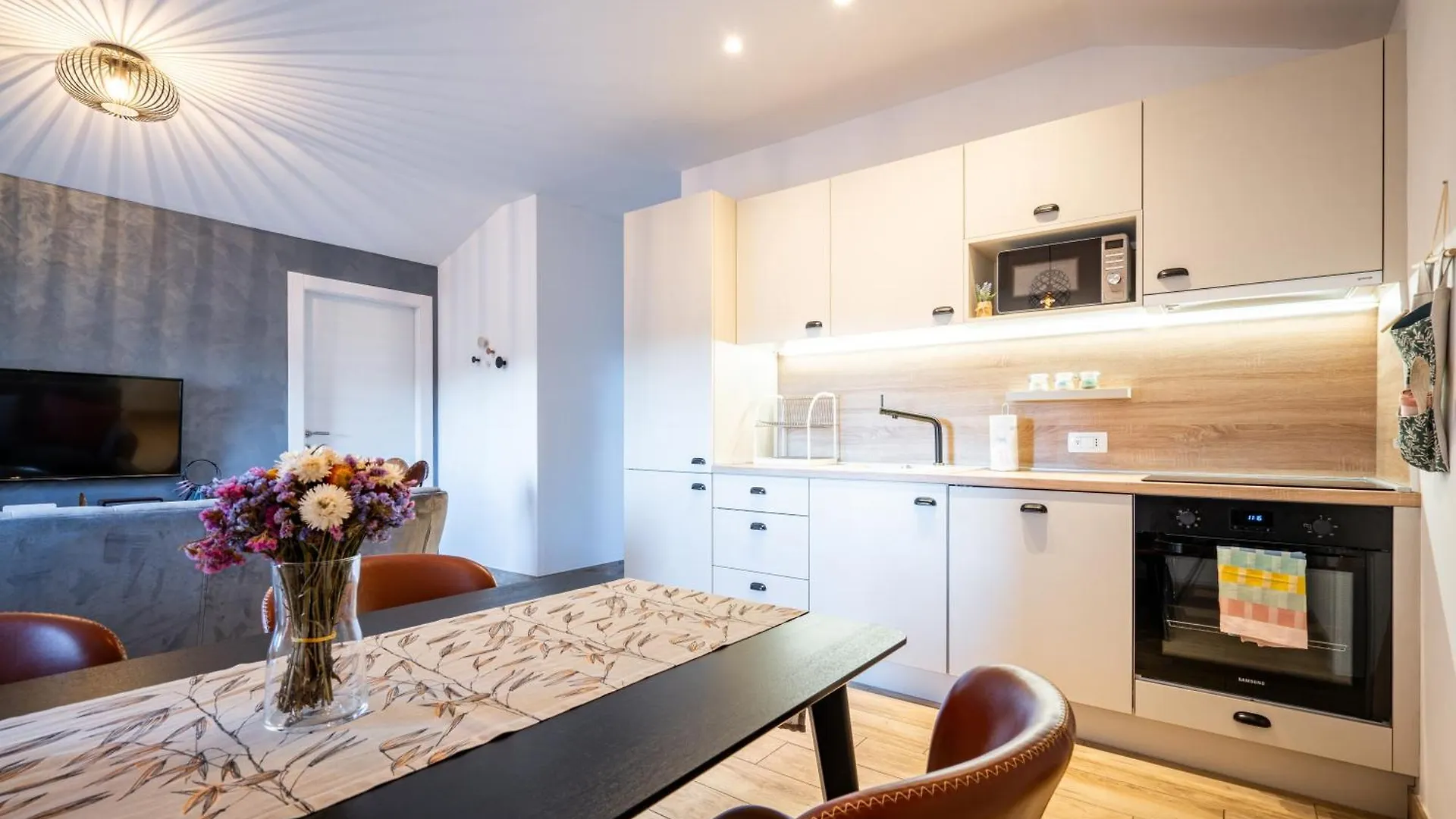Unique City Center Apartments Gran Fenice With Free Garage Parking And Roof Terrace In One Of The Apartments